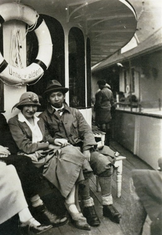 Isaburo Ueno und Felice Rix-Ueno auf dem Dampfschiff „Unterwalden“ am Vierwaldstättersee 1924/25 © The National Museum of Modern Art, Kyoto