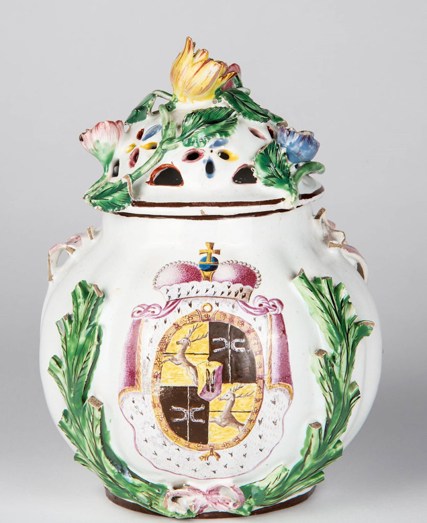 Brûle Parfum-Vase, Holíč um 1760 © MAK/Georg Mayer