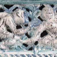 Ton und Feuer, Handwerk und Kunst – Die Restaurierung einer Kaminverkleidung von Vally Wieselthier