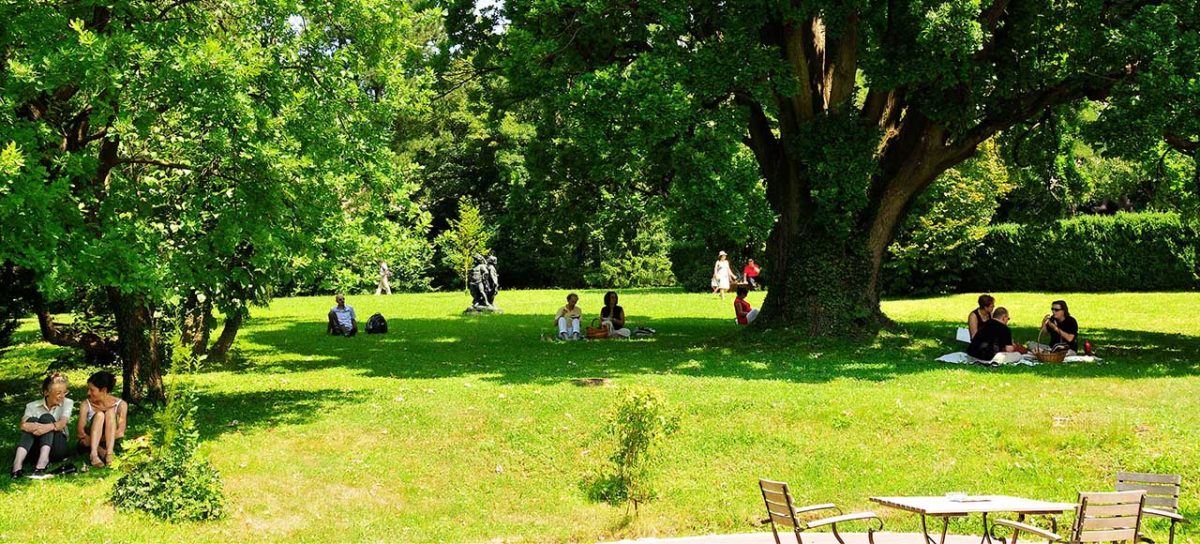 Der Park des Geymüllerschlössels mit seinen zeitgenössischen Skulpturen